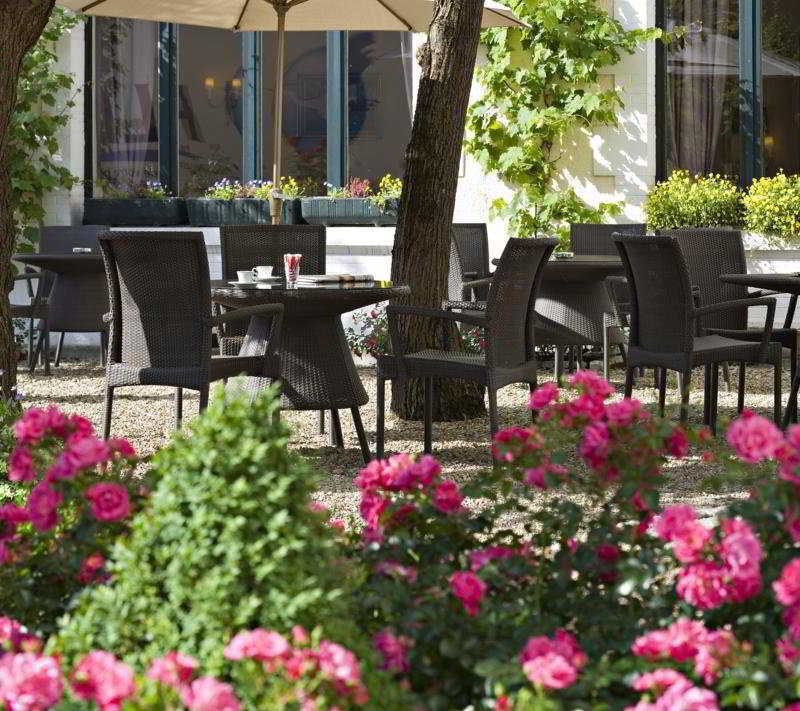 Hotel De La Poste Beaune  Nhà hàng bức ảnh